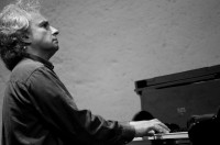 le pianiste Yves Henry